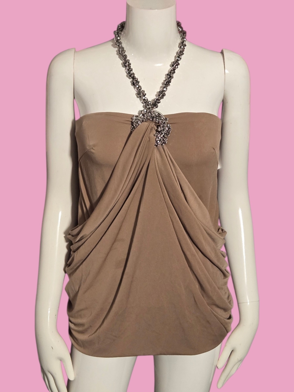 STRAPLESS TOP WITH BUILT IN NECKLACE